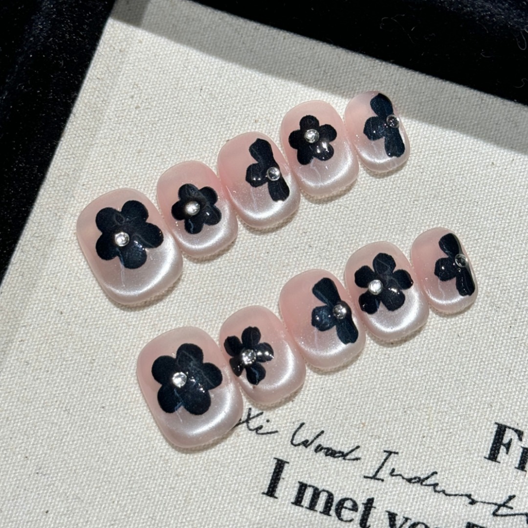 Resin Art Using Flowers - 10pcs Handmade Pressed Short Round Nail