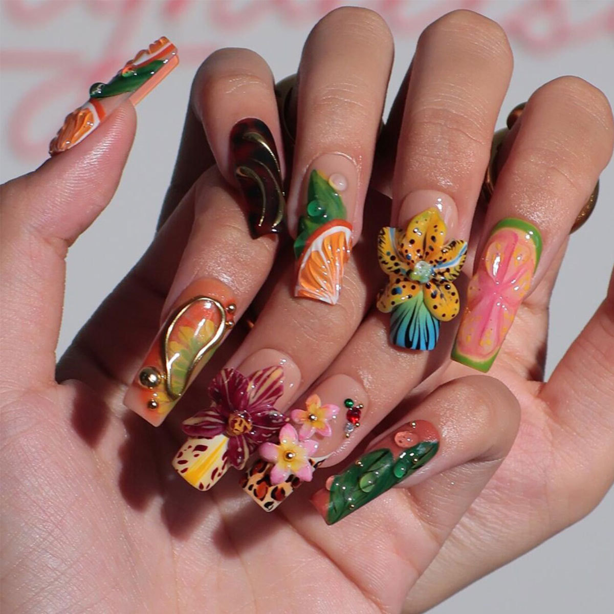 Resin Art Machine - 24Pcs Machine Made Press On Nails