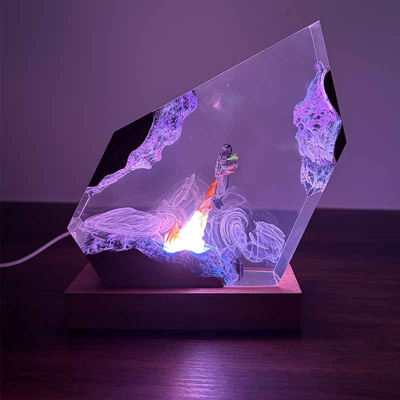 Sci-fi Anime Figure Organism R - огляд і ціна Resin Art Lamp