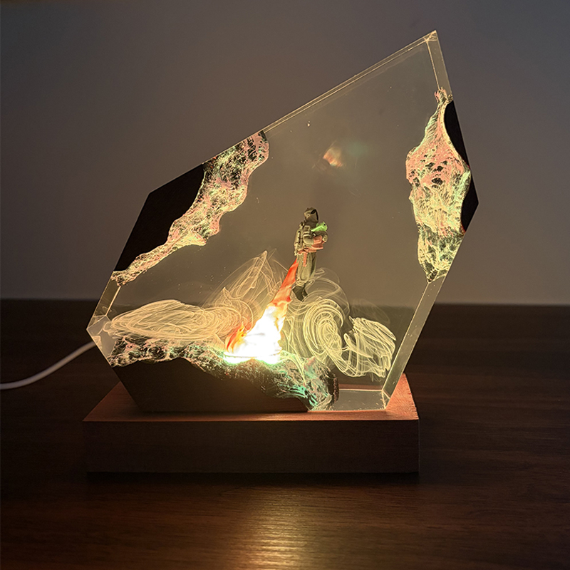 Sci-fi Anime Figure Organism R - огляд і ціна Resin Art Lamp