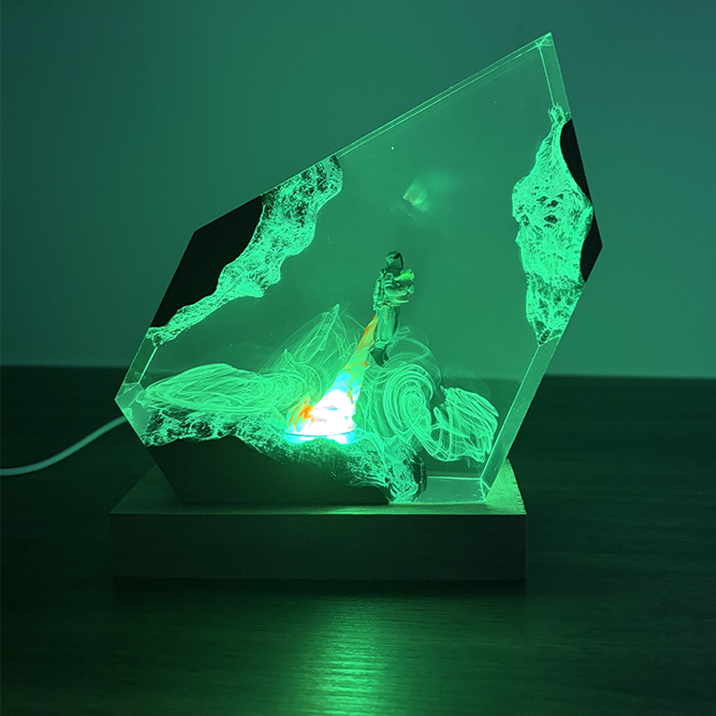 Sci-fi Anime Figure Organism R - огляд і ціна Resin Art Lamp
